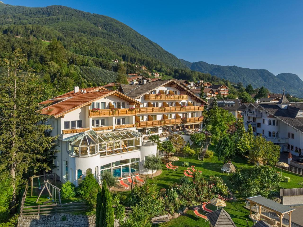 Family Hotel Gutenberg Schenna Exterior foto